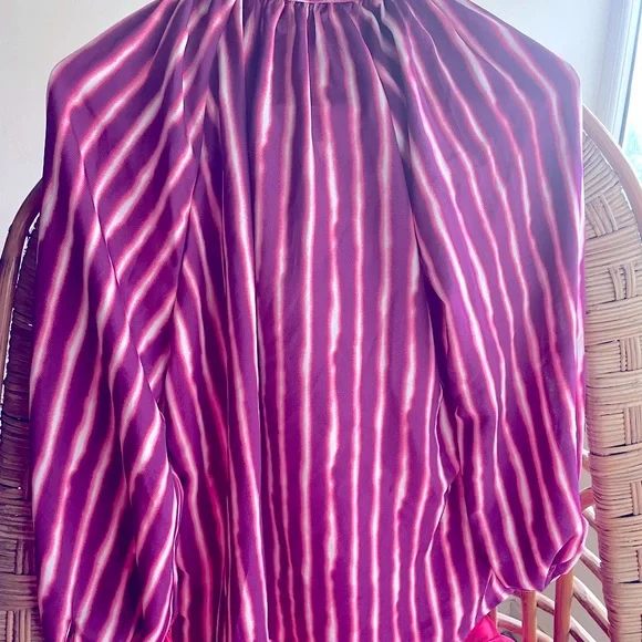 Van Huesen classy tie neck top in shade of purple and pink, brand new L size - Picture 6 of 7